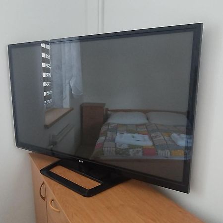 Apartman Amsel Ostrov  Eksteriør bilde